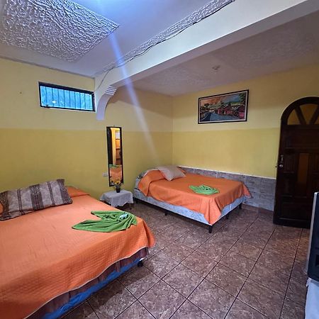 Hospedaje Gonzalez Сан-Педро-Ла-Лагуна Экстерьер фото